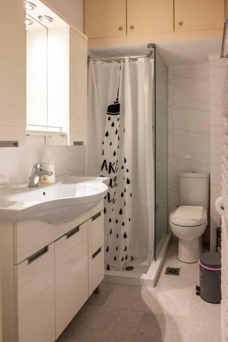 Athens Retreat 1-Bdr Apt Close To Metro Station Apartamento Exterior foto