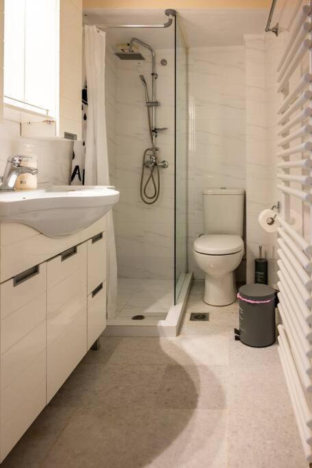 Athens Retreat 1-Bdr Apt Close To Metro Station Apartamento Exterior foto